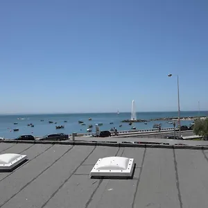 double-suite-by-the-ocean.hotels-lisbon-portugal.com/